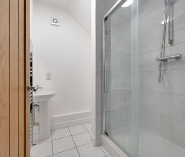2 bedroom semi-detached house to rent - Photo 5