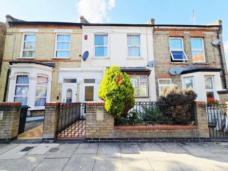 5 bedroom terraced house to rent - Photo 2