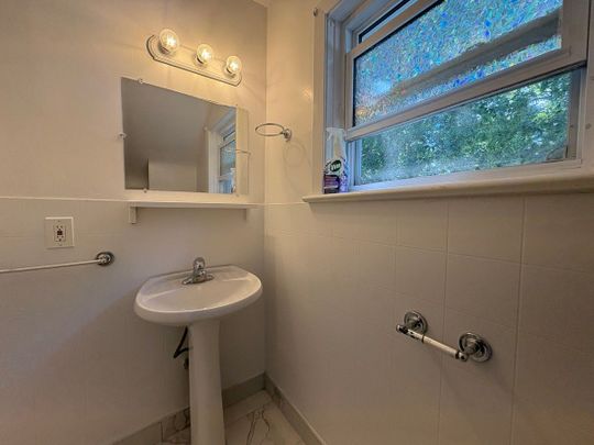 For Lease - 581 Paterson Street Unit# #2, Peterborough Central, Ontario - Photo 1