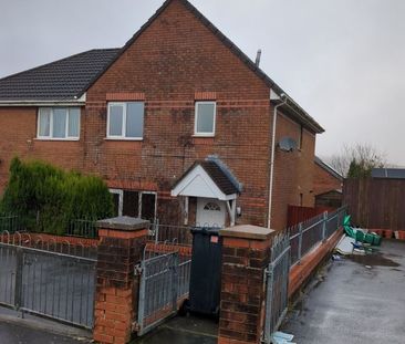 3 Bed House, Pen Y Bryn, Seven Sisters ***apply online*** - Photo 1