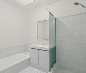 3 X 2 Townhouse in Cul-De-Sac - Photo 5