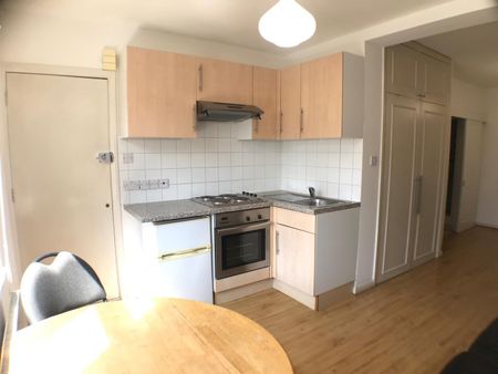 Studio Flat, Hendon, NW4 - Photo 2
