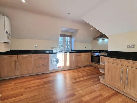 3 bedroom apartment to rent - Photo 4