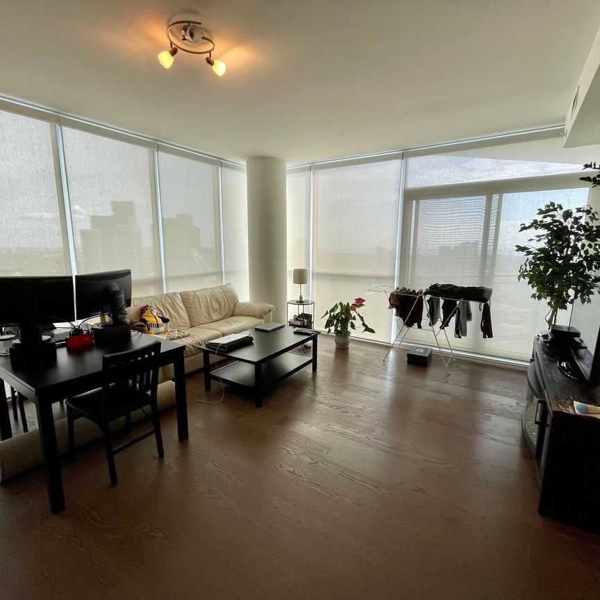 For Lease - 45 Charles Street Unit# 4310, Toronto, Ontario - Photo 1