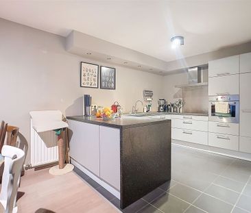 Ruim 2 slaapkamer appartement in het centrum - Foto 4