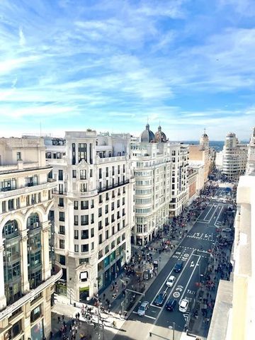 Calle de Valverde, Madrid, Community of Madrid 28004 - Photo 2