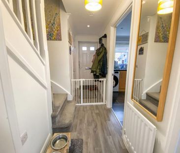 2 bedroom terraced house to rent - Photo 1