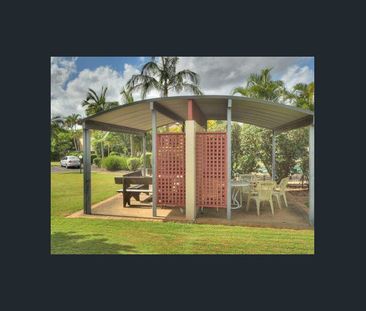 2 AIRCONS CLOSE TO SCHOOL SHOPPING & BUS - Photo 2