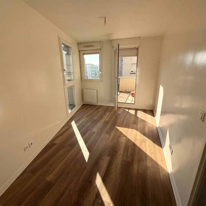 Location Appartement 2 pièces VITRY SUR SEINE 94400 - Photo 1