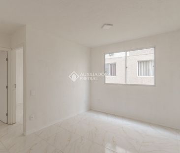 Apartamento com 2 quartos e 50m² para alugar em Olaria, Canoas. - Photo 1