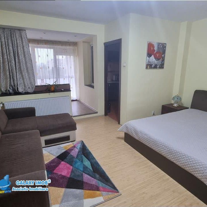 titan | garsoniera f spatioasa | 42mp | metrou | 1984 | balcon AC cada - Fotografie 1