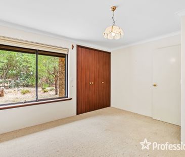 7 Arundel Court, Maida Vale WA 6057 - Photo 6