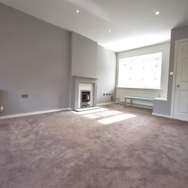 4 Bedroom Detached Available Arranging tenancy - Photo 1