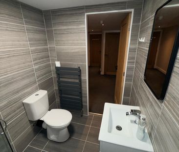 1 Bed - 4a Rosemont Road, Bramley, Leeds - LS13 - Student - Photo 6