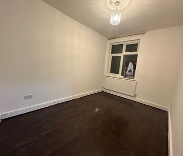 3 Bed Terraced House, Woodlands Road, E17 - Photo 2