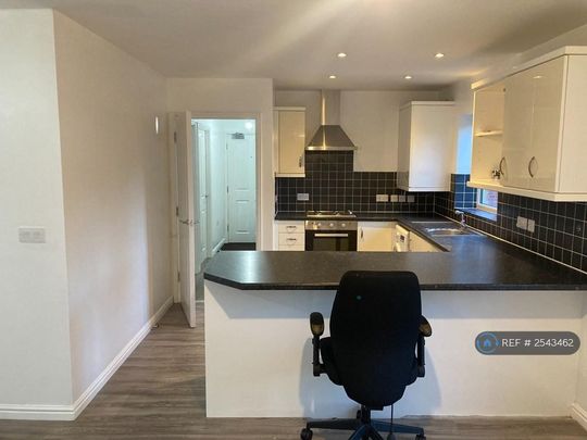 2 bedroom flat to rent - Photo 1