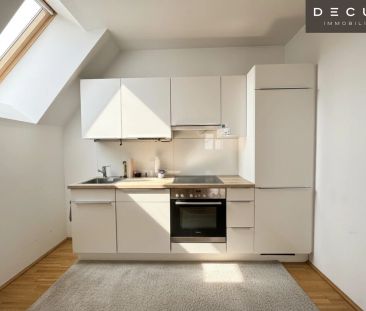 | ENTZÜCKENDE & HELLE DACHGESCHOSSWOHNUNG | 2 ZIMMER | CA. 51,5 m² ... - Photo 2