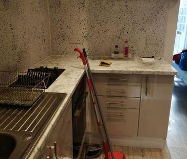 2 bedroom semi-detached house to rent - Photo 3