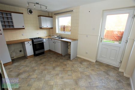 2 Bedroom Mews, Cheshire - Photo 5