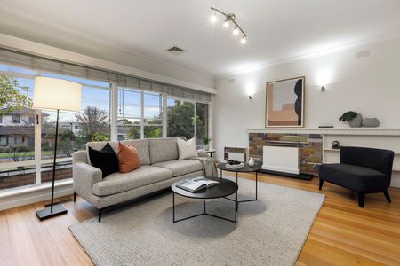 Neat & Tidy 3 Bedroom Home On a "Beach-Side of the Highway" Position! - Photo 5