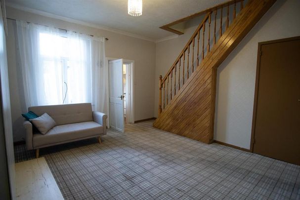 2 bedroom end of terrace house to rent - Photo 1