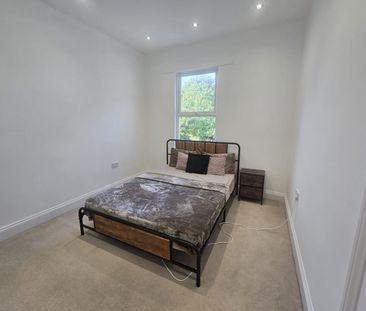 Room in a Shared House, Stroud Road, SE25 - Photo 1
