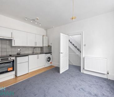 2 bedroom maisonette to rent - Photo 5