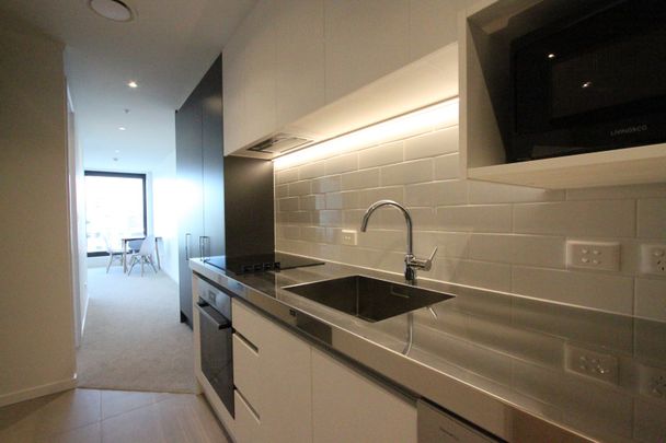 Up the top - Photo 1