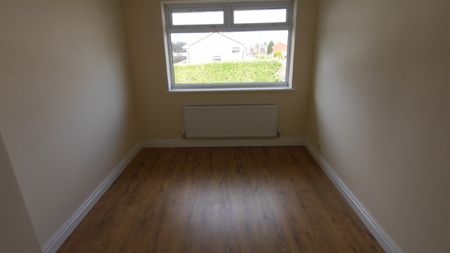 3 Bedroom Town House - Photo 5