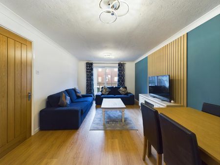 2 bedroom apartment to rent - Photo 2