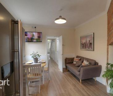 1 bedroom in a house share to rent - Photo 5