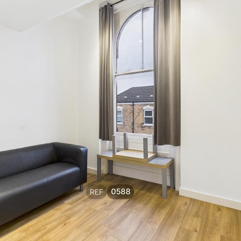 1 bedroom flat to rent - Photo 1