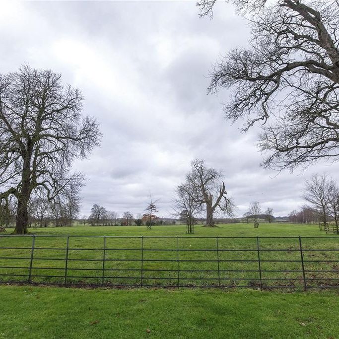 2 bedroom detached house to rent - Photo 1