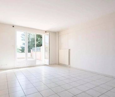 Appartement 5 pièces - 71850 Charnay-lès-Mâcon - Photo 1