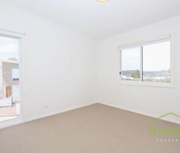 TWO LEVEL FREE STANDING TOWNHOUSE - Photo 2