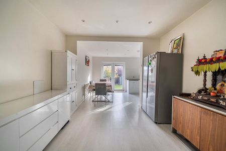 3 bedroom house to rent - Photo 3