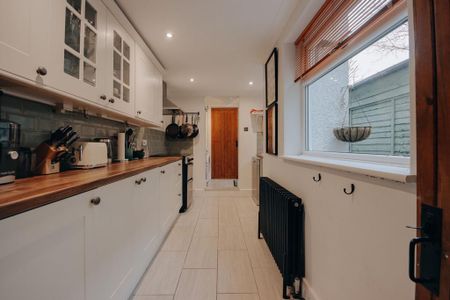 2 bedroom terraced house to rent - Photo 5