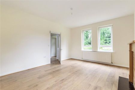 5 bedroom detached house to rent - Photo 3