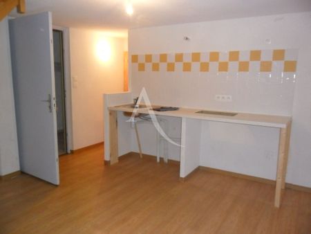 Location Appartement 1 pièce 19m² - Photo 2