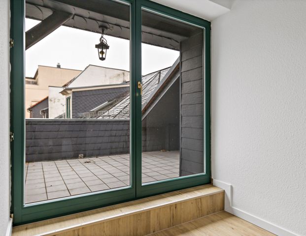 Wohnen mit Charakter – großzügige Dachgeschosswohnung im Herzen von Leipzig - Photo 1