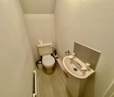 4 bedroom house to rent - Photo 2