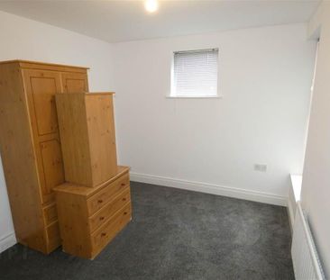 Flat 1 351a Beersbridge Road, Belfast, BT5 5DS - Photo 3