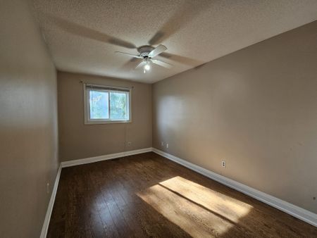 For Lease - 46 Donna Drive, Brampton, Ontario - Photo 4