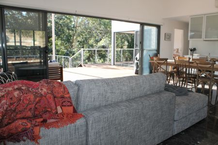 6 Tallwood Crescent, Rosedale NSW - Photo 3