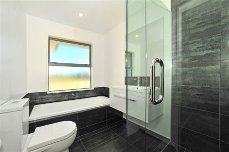 15 Vale Terrace, Wigram Christchurch - Photo 2