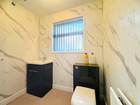 Elwell Crescent, Dudley, West Midlands, DY1 - Photo 4