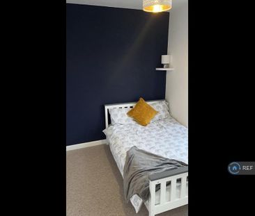 1 bedroom in a house share to rent - Photo 4