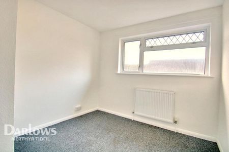 3 bedroom terraced house to rent - Photo 3