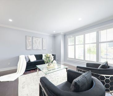 For Lease - 43 Tamarisk Drive Unit# Main, Toronto, Ontario - Photo 3