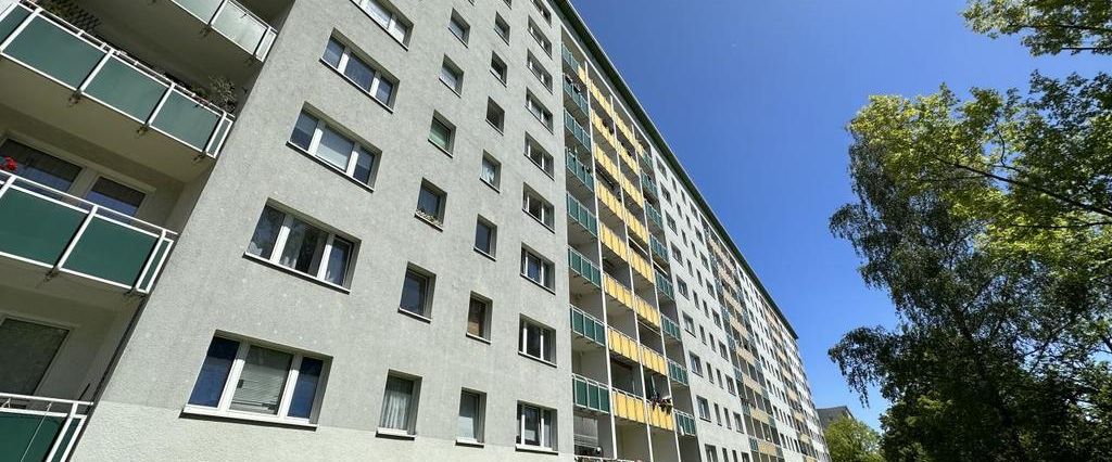 3-Raum-Wohnung mit Balkon in begrünter Wohnlage - Photo 1